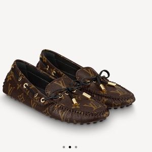 Womens Louis Vuitton Gloria Flat Loafer sz 10